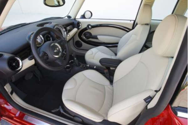 Mini Clubman 2020-2022 View From Driver's Door