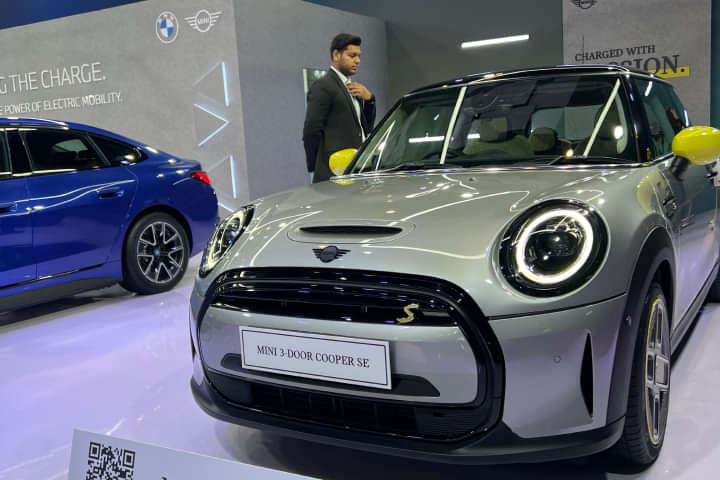 Mini 3-Door Cooper SE 2022-2025 Closed Hood/Bonnet
