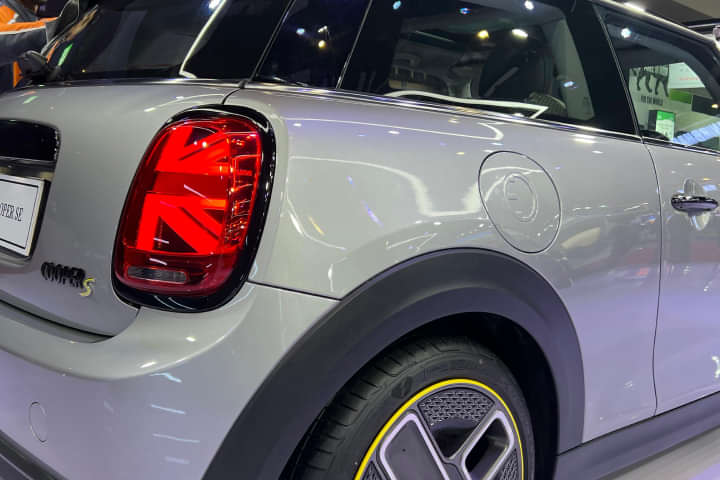 Mini 3-Door Cooper SE 2022-2025 Tail Light/Tail Lamp