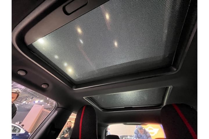Mini Cooper Cabin Roof