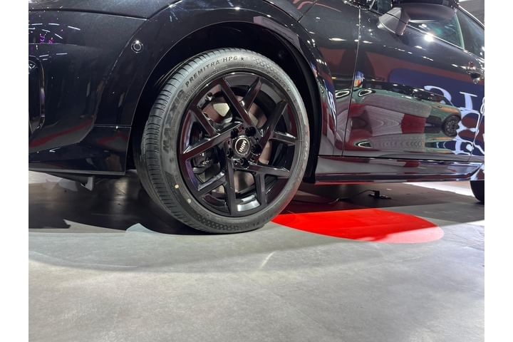 Mini Cooper Wheel