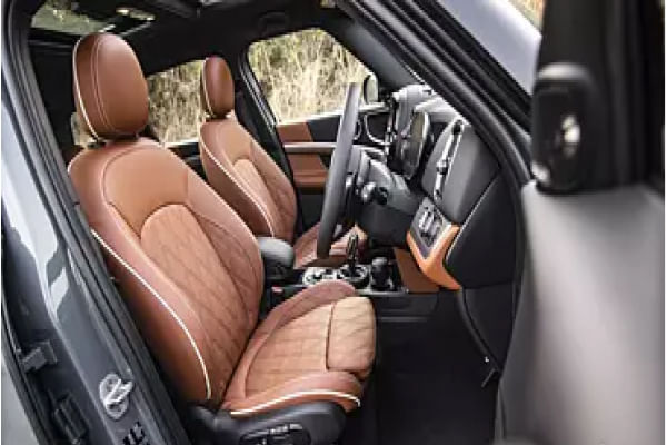 Mini Countryman 2022-2025 Front Row Seats