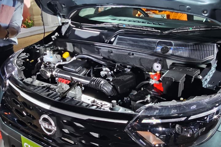 Nissan Gravite Engine Shot