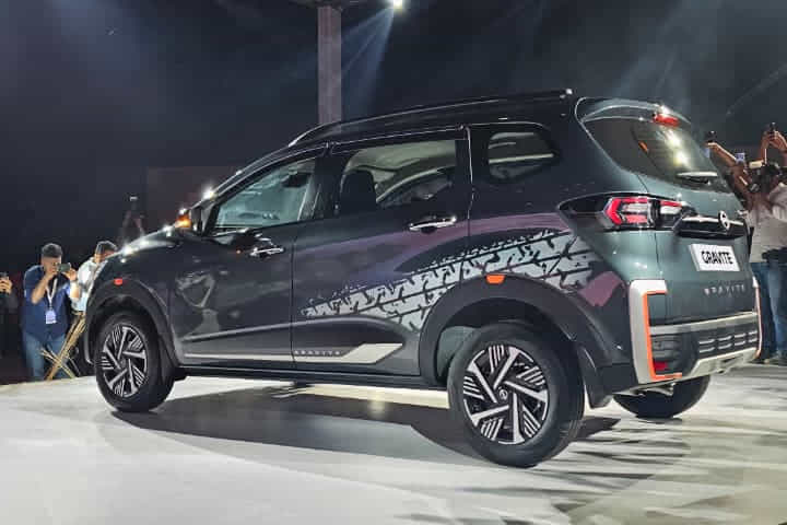 Nissan Gravite Left Rear Three Quarter