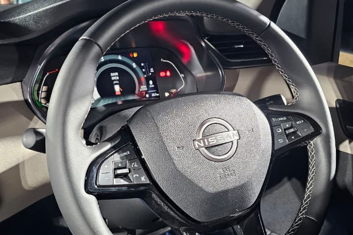 Nissan Gravite Steering Wheel