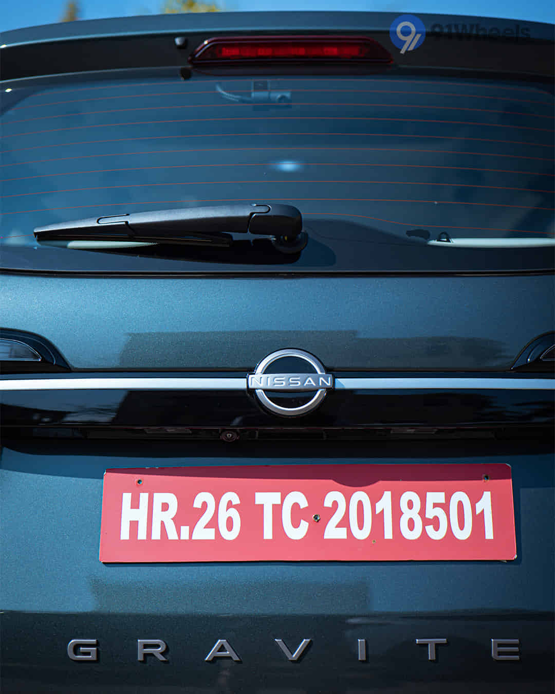 Rear Windshield / Windscreen