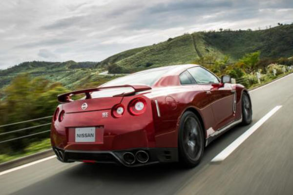 Nissan GTR 2020-2023 Rear Profile