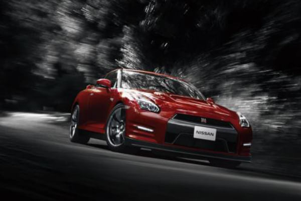 Nissan GTR 2020-2023 Driving Shot