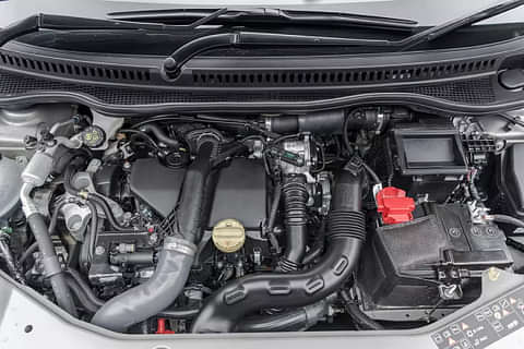 Nissan Kicks XV Turbo Petrol Manual Engine Image