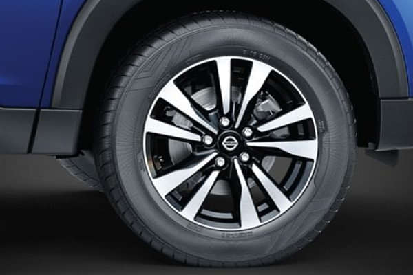 Nissan Kicks Wheels