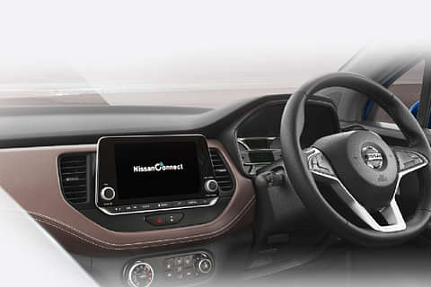 Nissan Kicks Petrol MT Steering Wheel