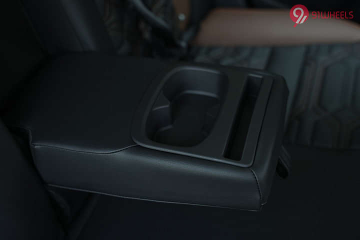 Nissan Magnite Rear Cup Holders