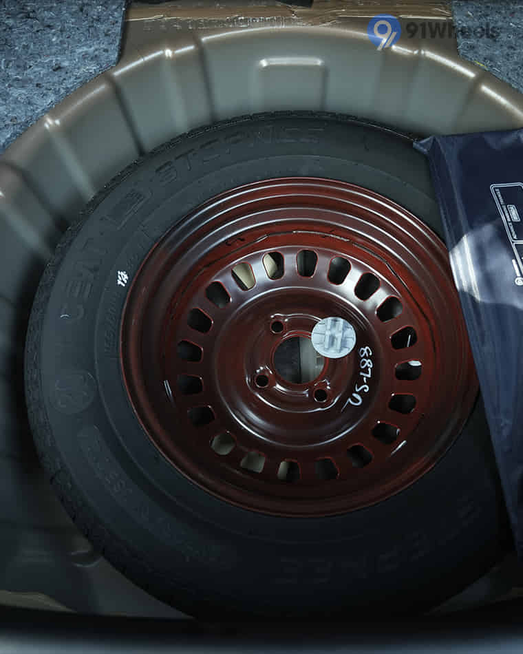 Bootspace & Utility - 2