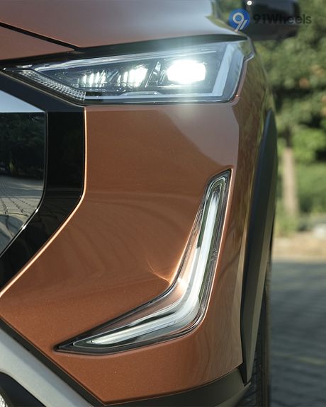 Magnite Headlight