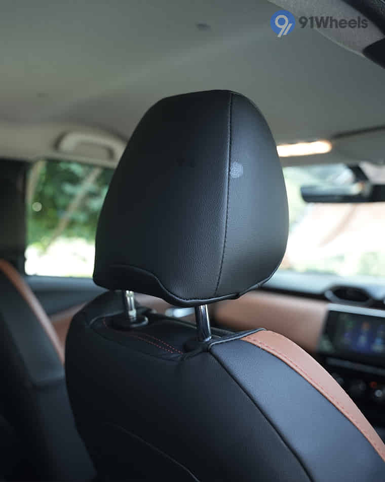 Seats & Cabin Comfort - 5