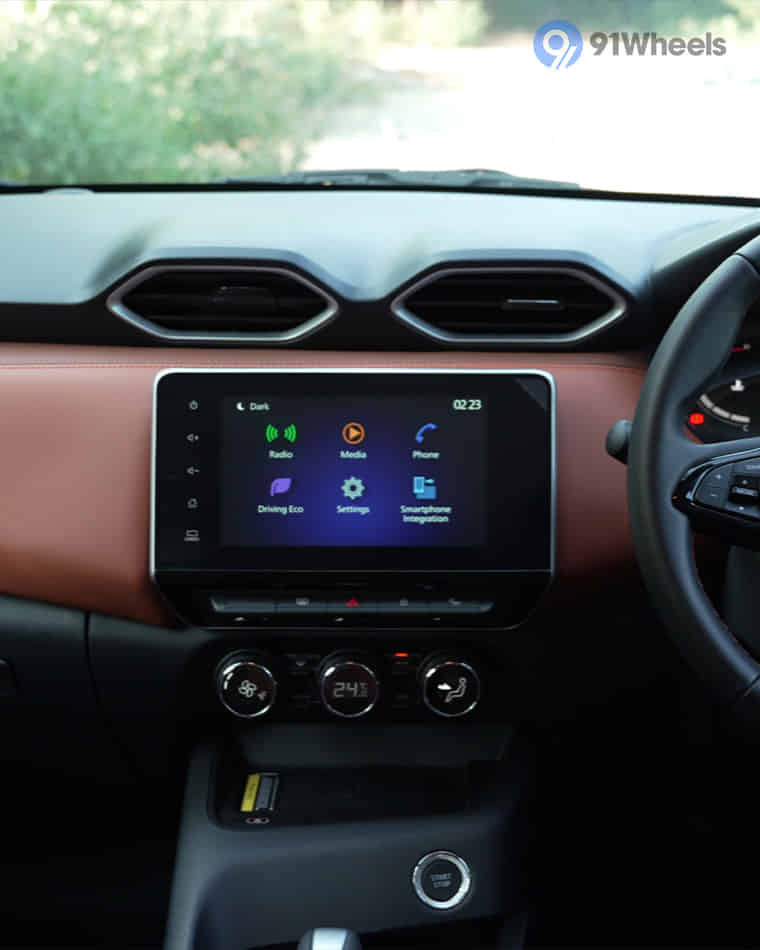 Dashboard & Front Cabin - 2