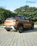 Right Rear Three Quarter