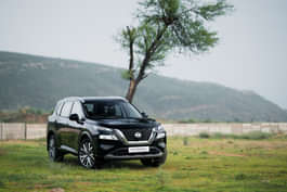 X Trail image