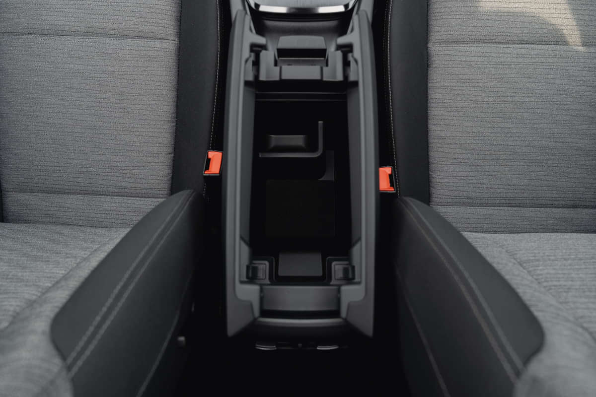 Nissan X Trail Front Centre Arm Rest Storage