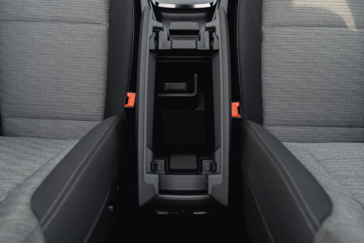 Nissan X Trail Front Centre Arm Rest Storage