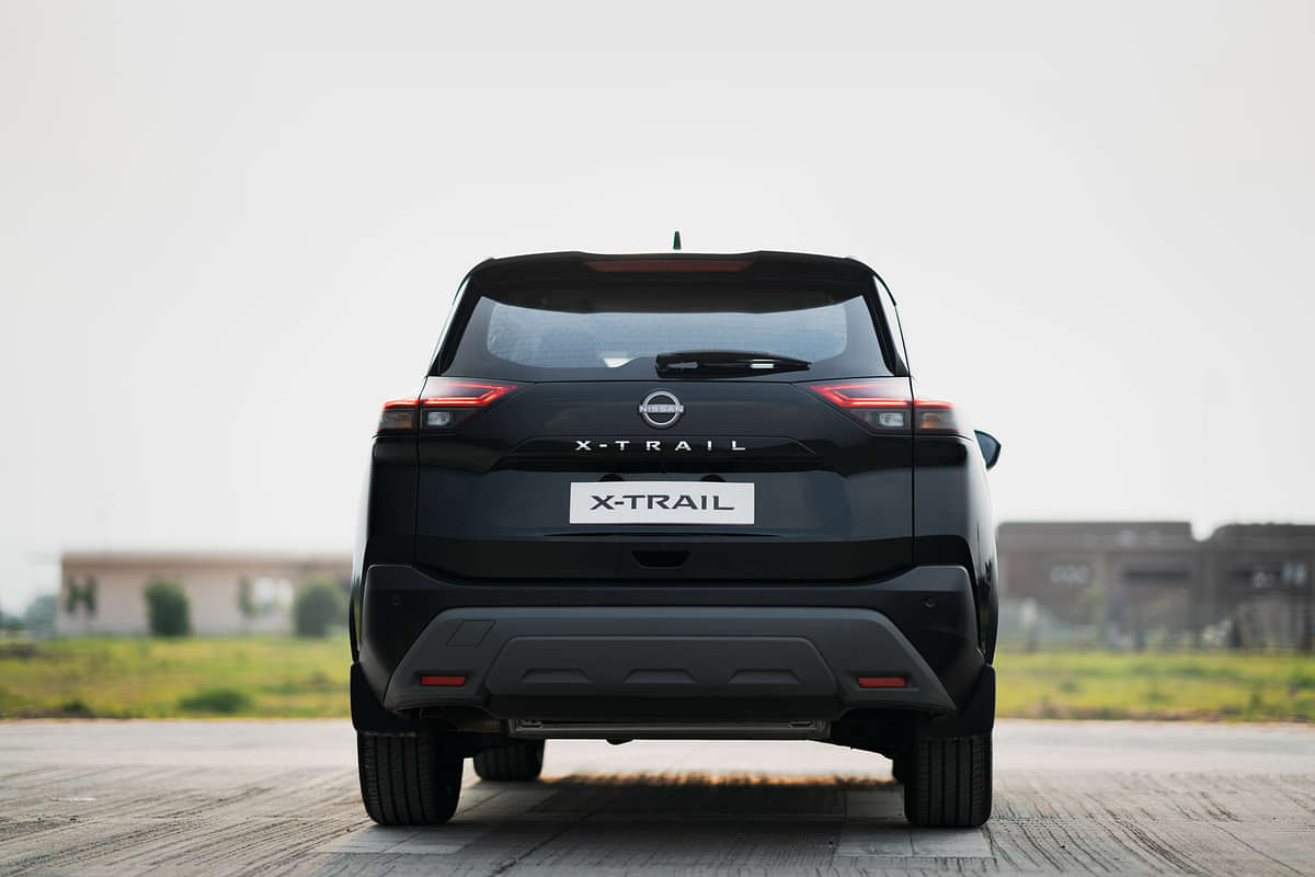 Nissan X Trail Rear View