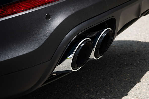 Porsche Cayenne Coupe Exhaust Pipes