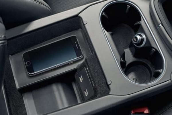 Porsche Cayenne USB Port/Power Socket/Wireless Charging