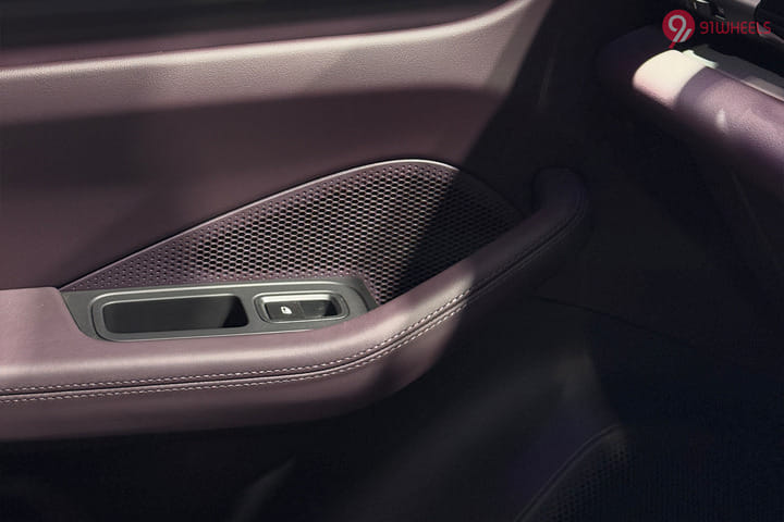 Porsche Macan Front Speakers