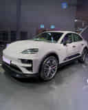 Left Front Three Quarter