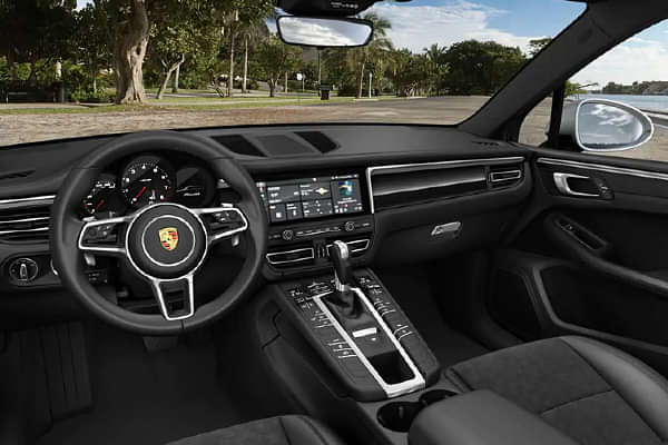 Porsche Macan Dashboard