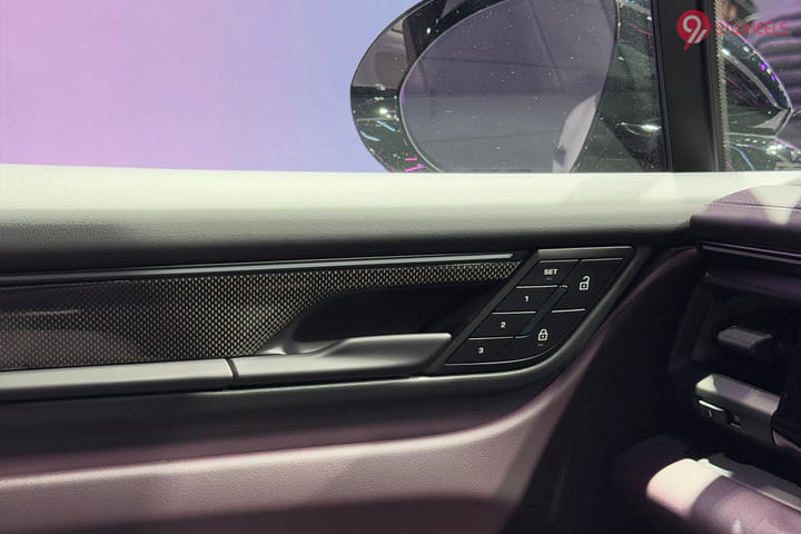 Porsche Macan Front Passenger Side Door Pad