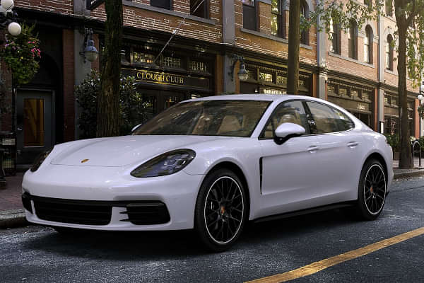 Porsche Panamera Left Front Three Quarter