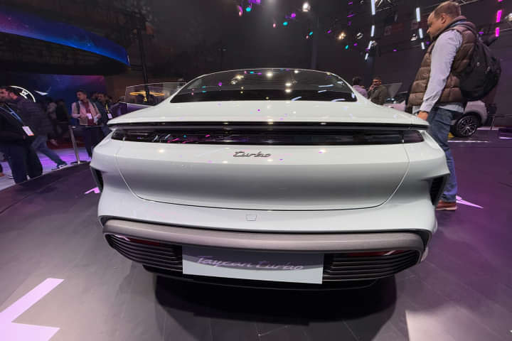 Porsche Taycan Closed Boot/Trunk