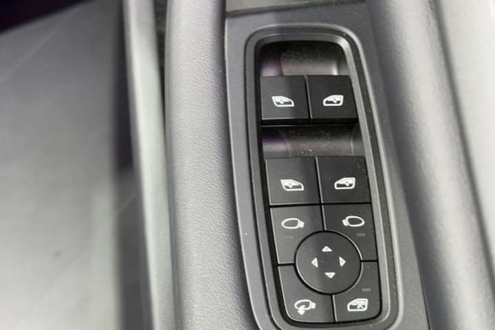 Porsche Taycan Outer Rear View Mirror ORVM Controls