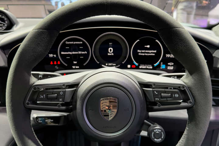 Porsche Taycan Steering Wheel