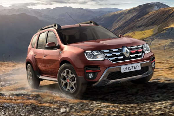 Renault Duster 2021-2022 Driving Shot