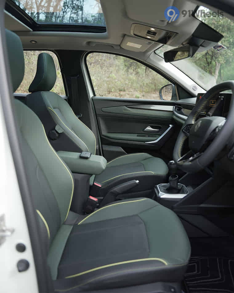 Seats & Cabin Comfort - 3