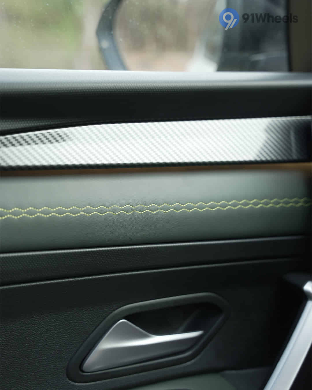 Front Passenger Door Pad Handle