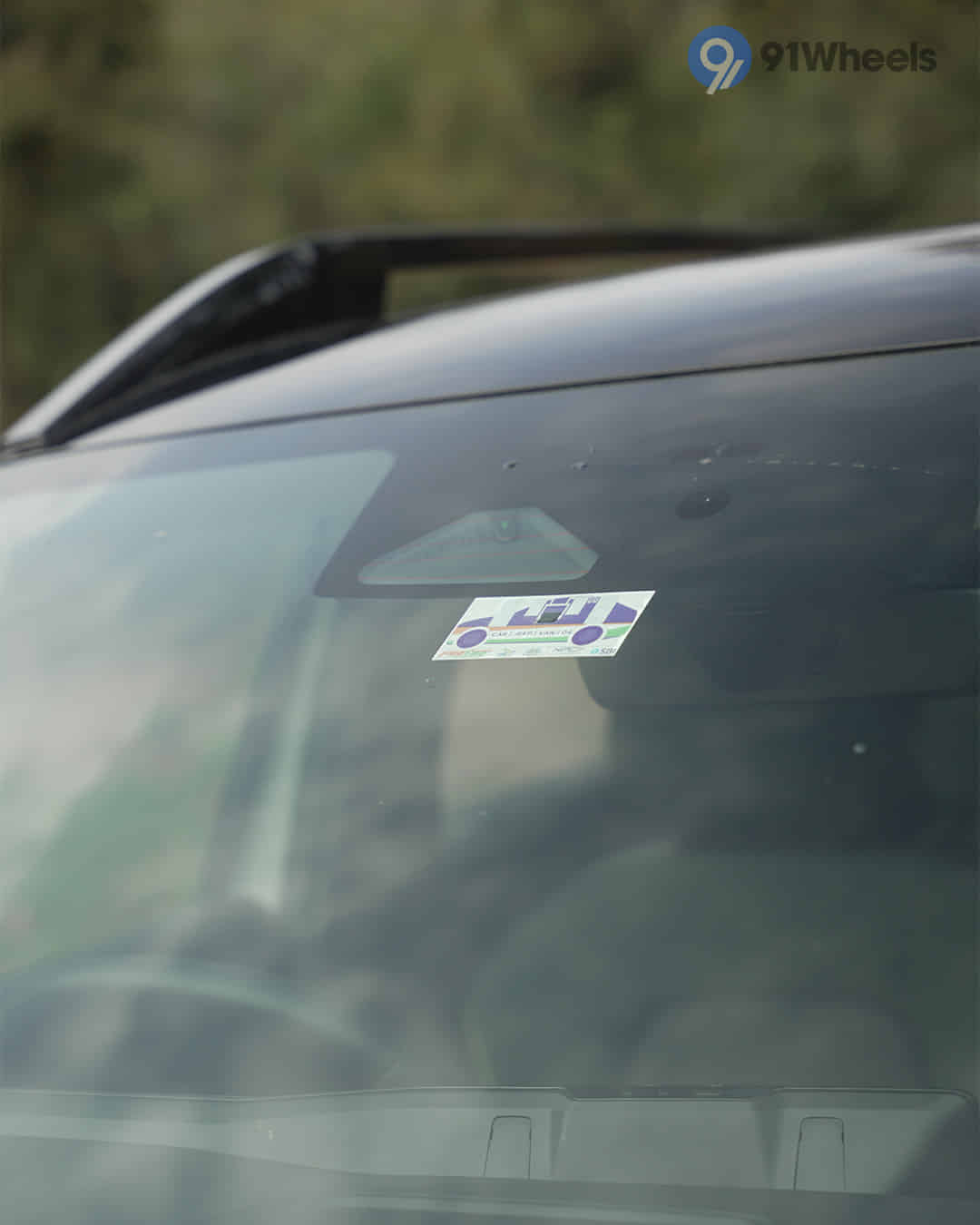 Front Windshield / Windscreen