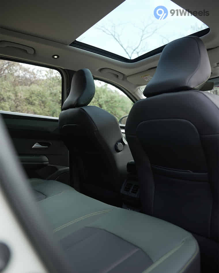 Seats & Cabin Comfort - 5