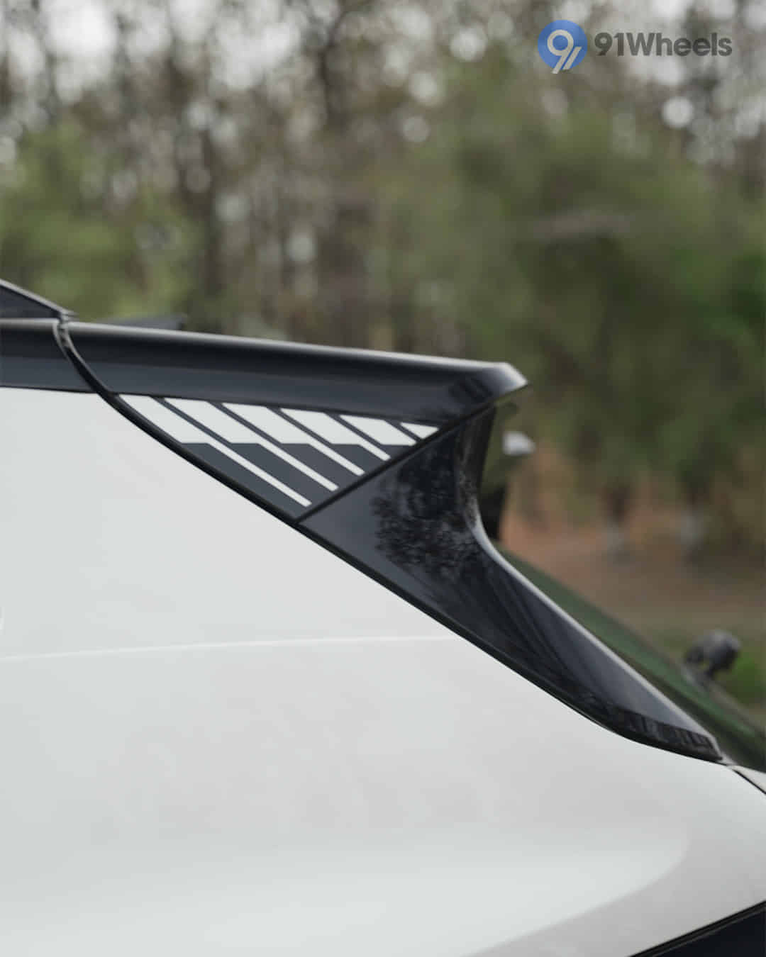Rear Spoiler