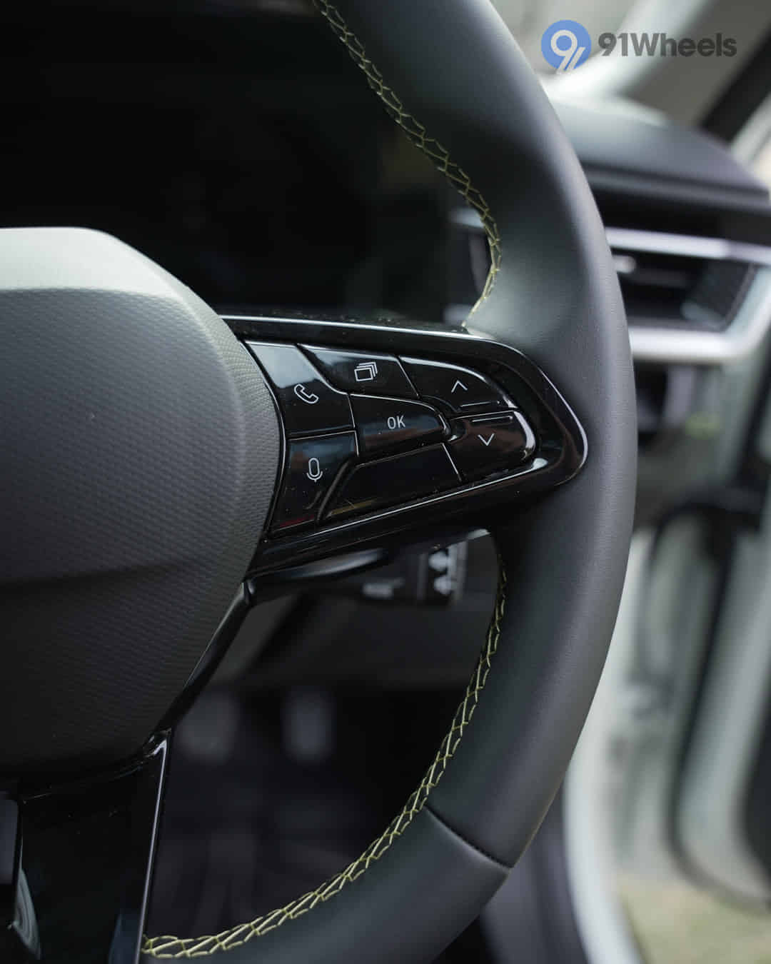 Right Steering Mounted Controls