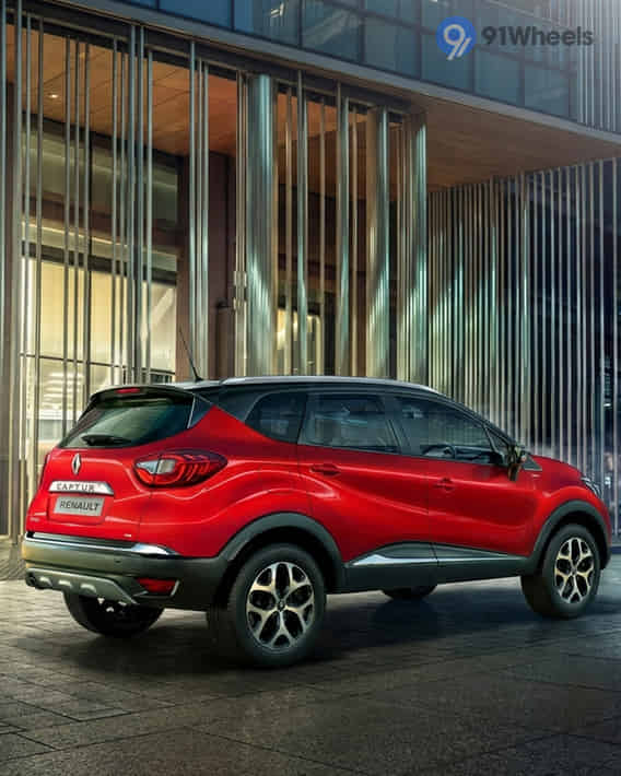 Captur 2017-2020 Right Rear Three Quarter