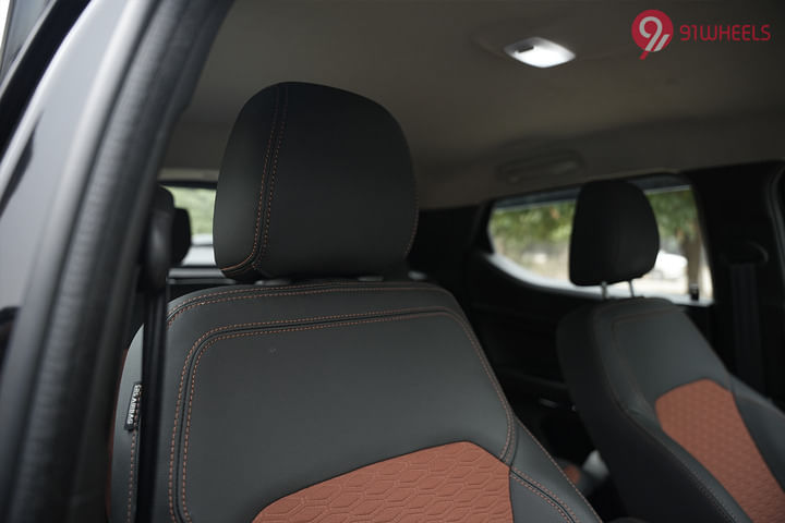 Renault Kiger 2021-2025 Front Seat Headrest