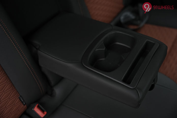 Renault Kiger 2021-2025 Rear Cup Holders