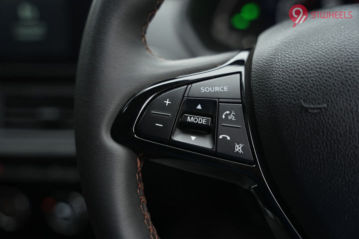 Renault Kiger 2021-2025 Left Steering Mounted Controls