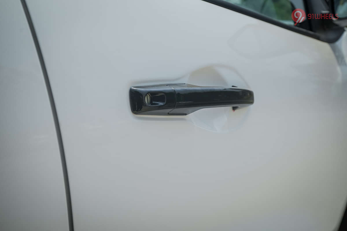 Renault Kiger Front Door Handle