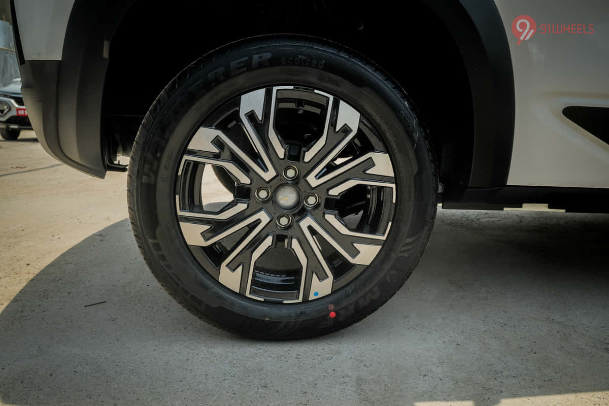 Renault Kiger Price 2024 | Car Images, Reviews, Mileage