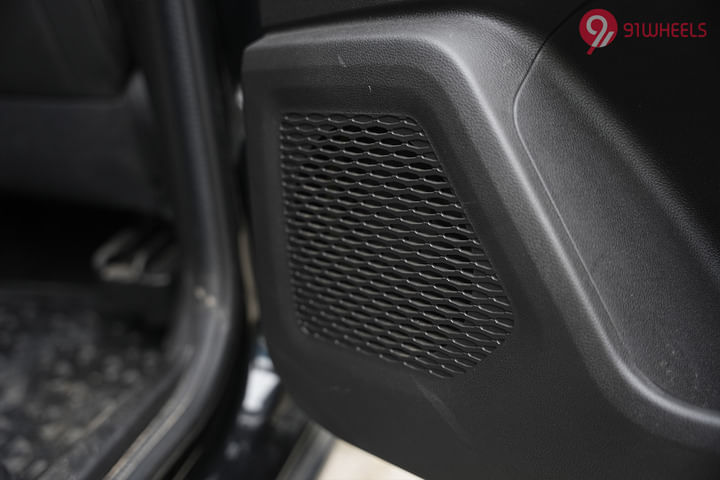 Renault Kiger 2021-2025 Rear Speakers