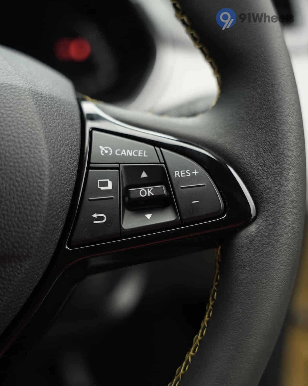 Right Steering Mounted Controls